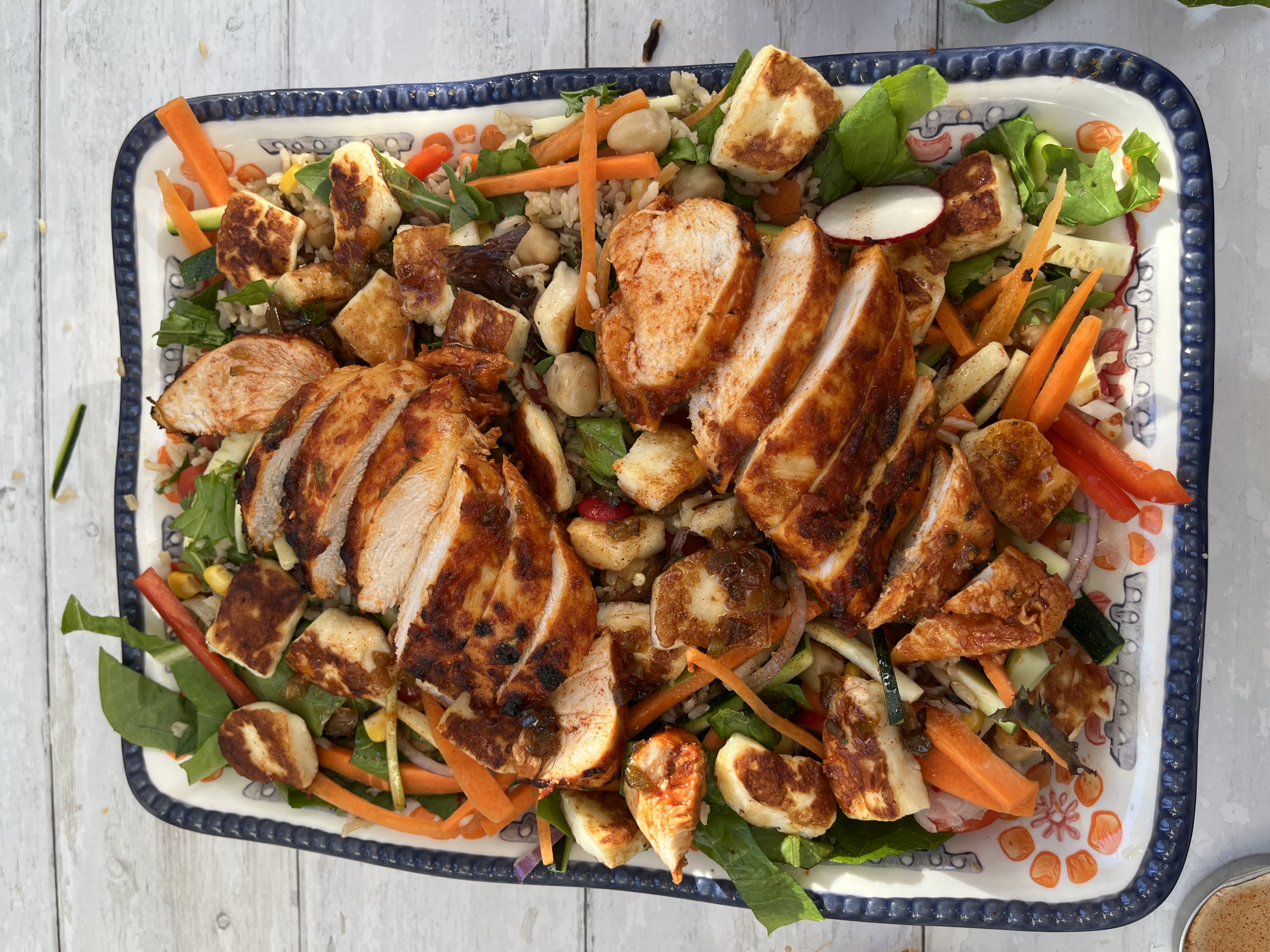 Hot Honey Chicken & Halloumi Salad 