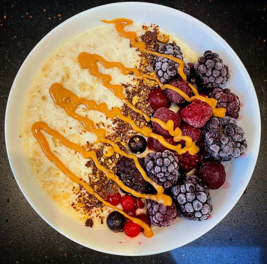 Peanut butter berry bowl