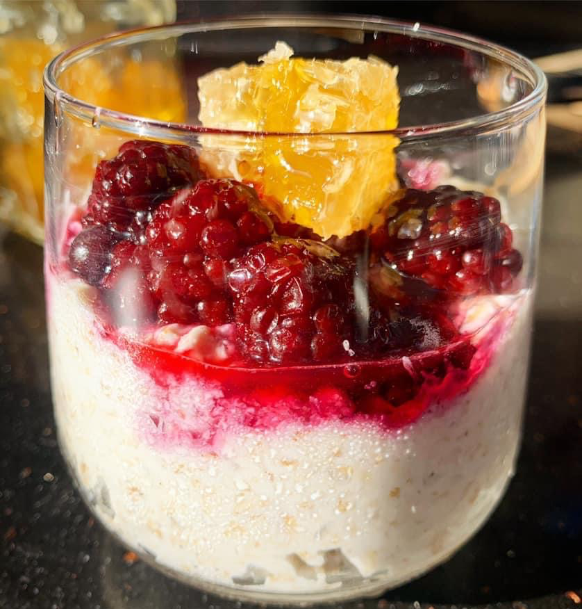 Overnight Oats with Berries and Honey